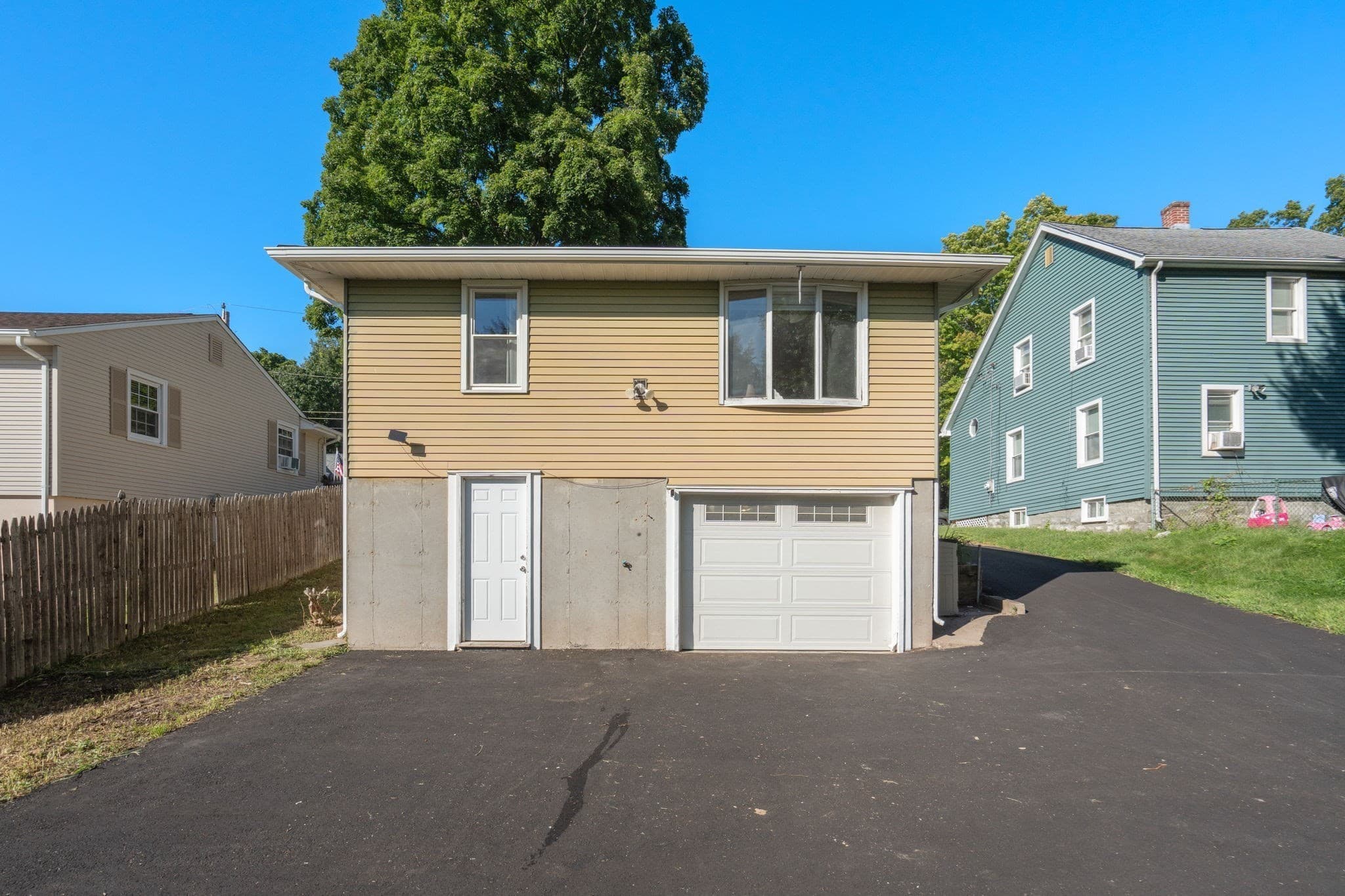 Single Family Residence at 89 Verdugo St, West Springfield MA 01089, West Springfield, photo 37 of 42