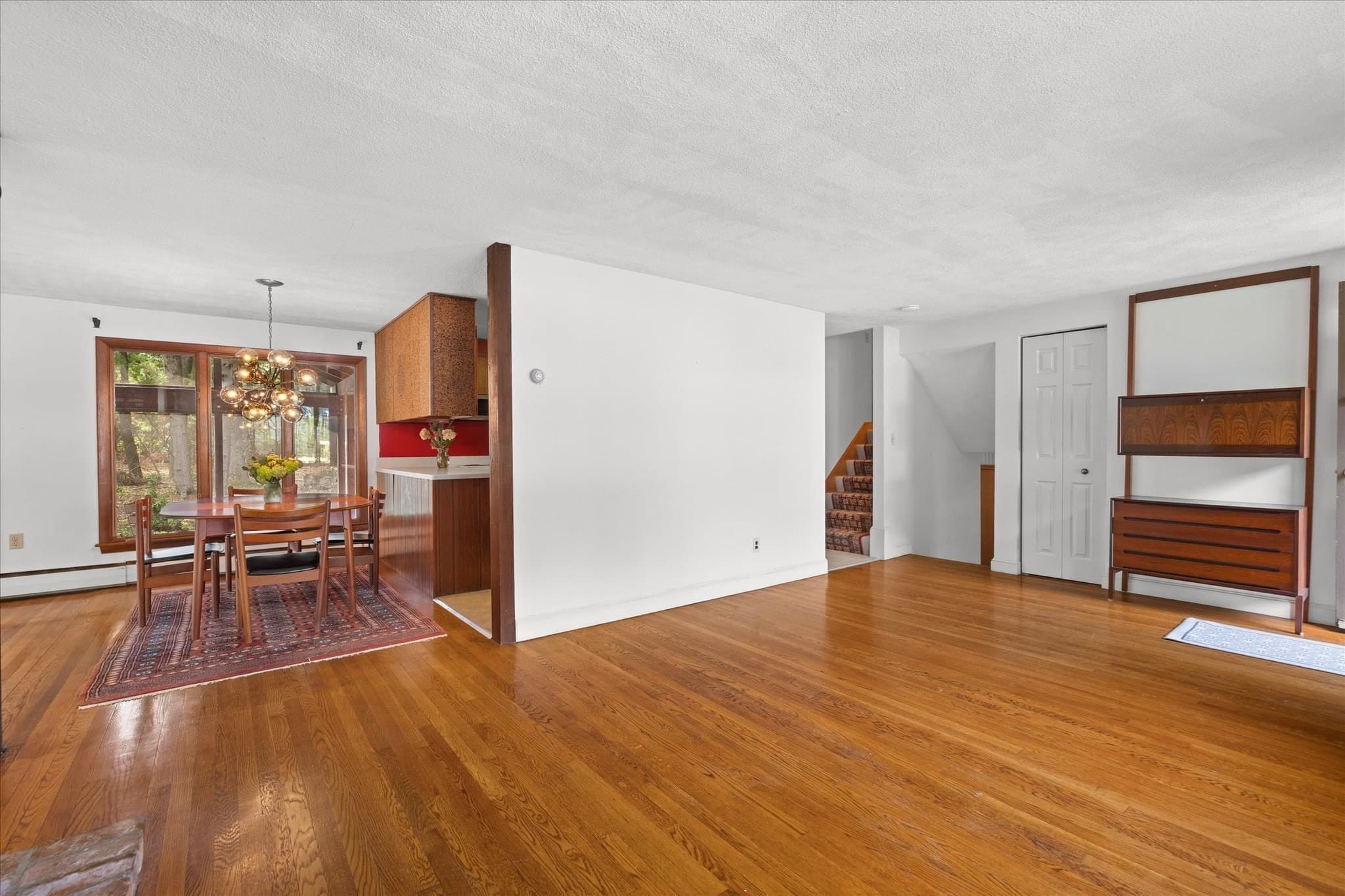 Single Family Residence at 22 Hillview Rd, North Reading MA 01864, North Reading, photo 6 of 38