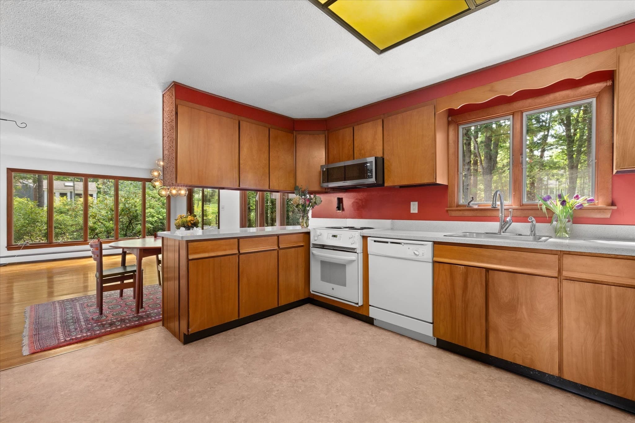 Single Family Residence at 22 Hillview Rd, North Reading MA 01864, North Reading, photo 22 of 38