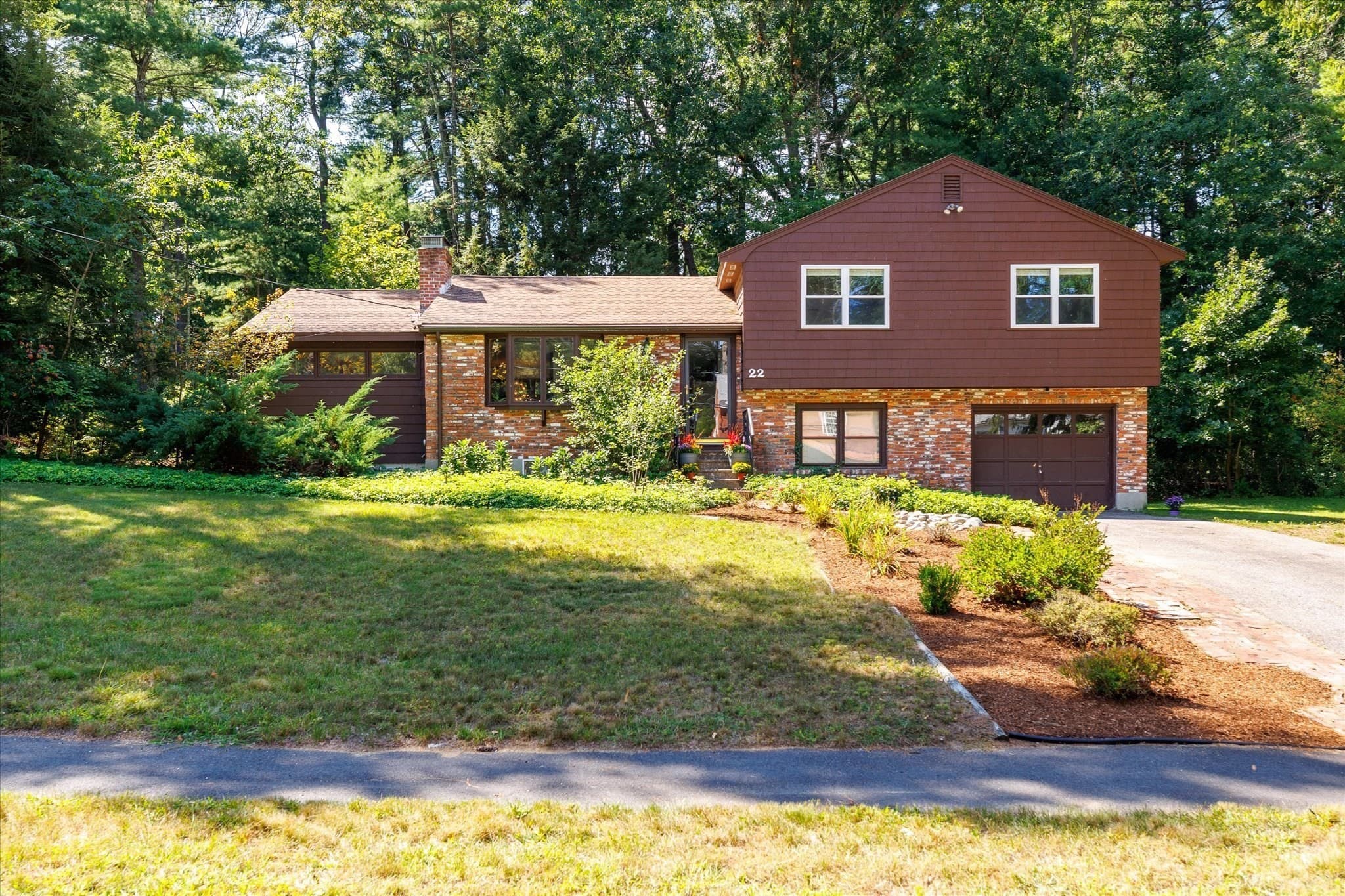 22 Hillview Rd, North Reading MA 01864