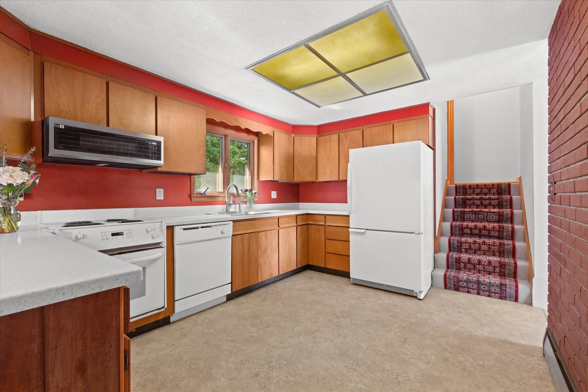 Single Family Residence at 22 Hillview Rd, North Reading MA 01864, North Reading, photo 21 of 38