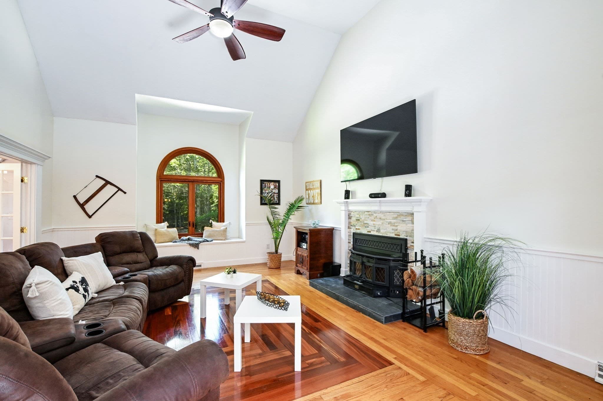 Single Family Residence at 27 Brittany Ln, Dartmouth MA 02747, Dartmouth, photo 6 of 42