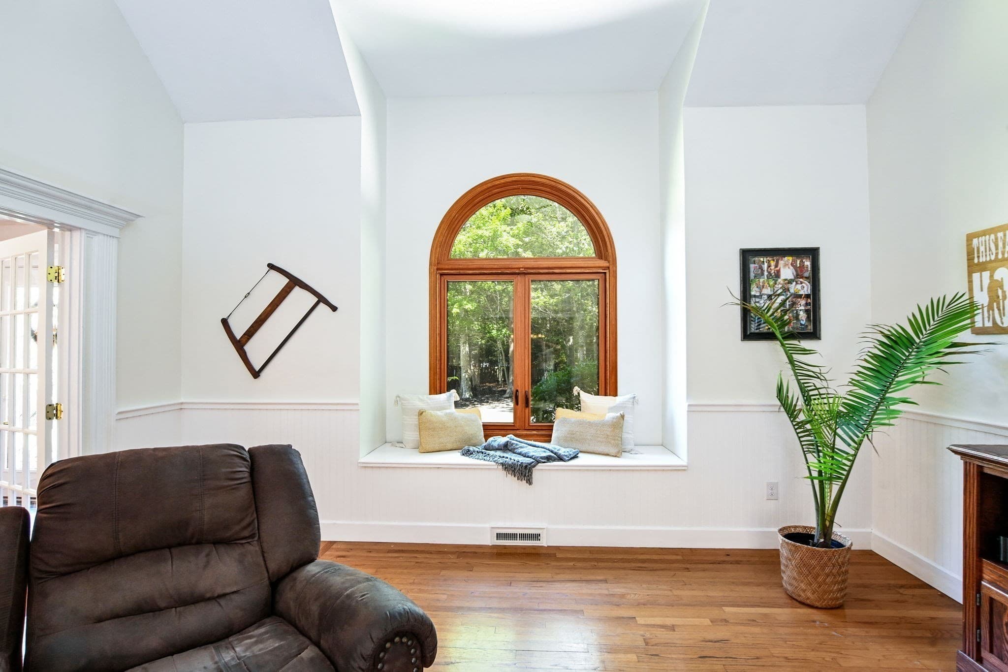 Single Family Residence at 27 Brittany Ln, Dartmouth MA 02747, Dartmouth, photo 7 of 42