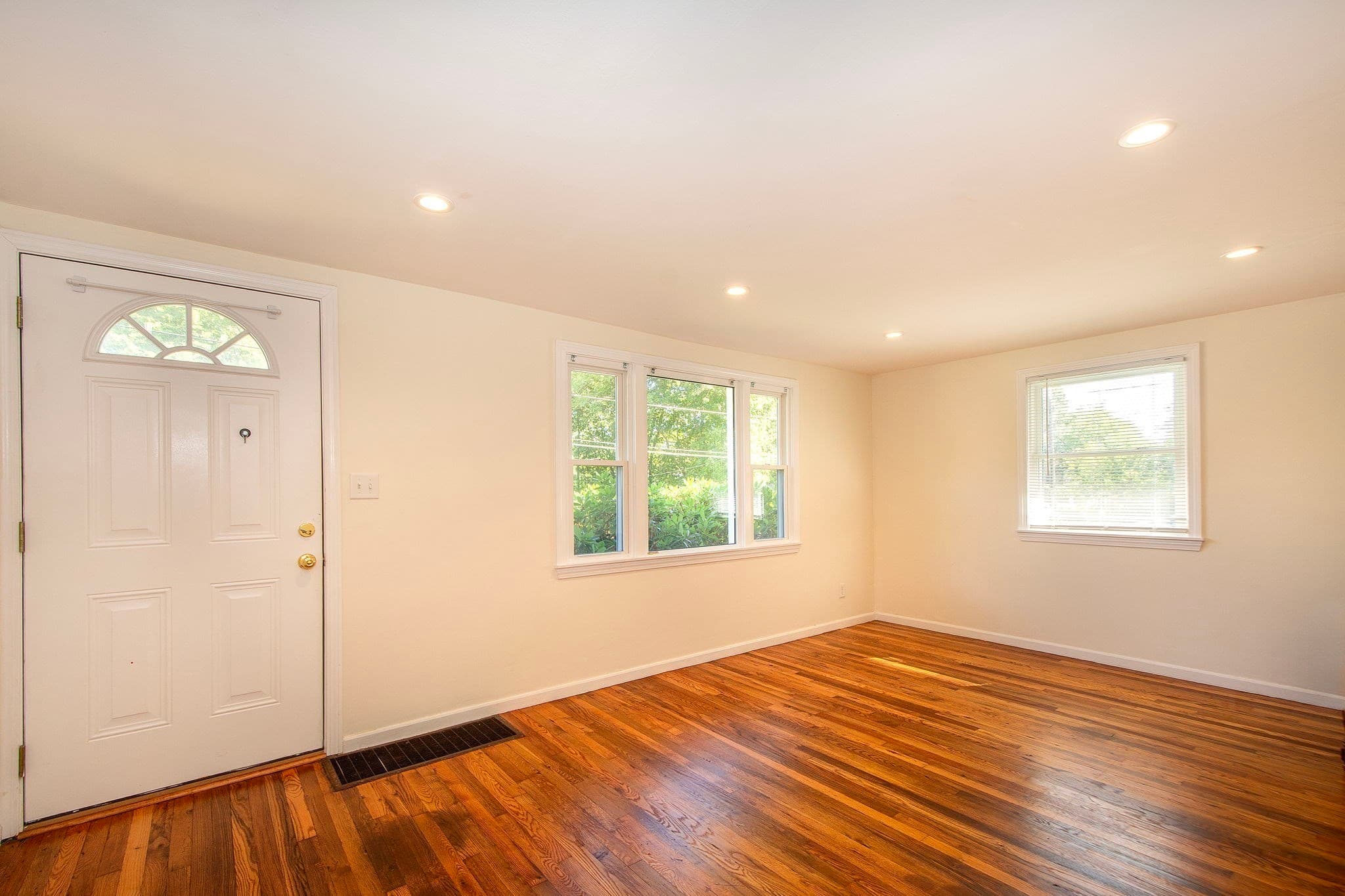 Single Family Residence at 23 Courier St., Weymouth MA 02190, Weymouth, photo 6 of 28
