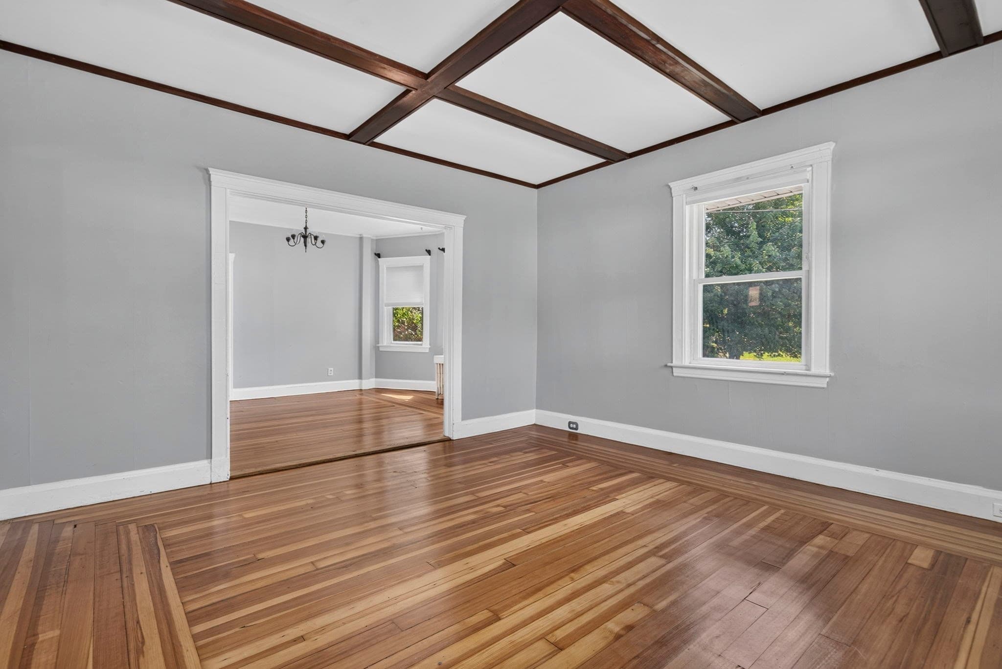 Single Family Residence at 121 Oakland St, Mansfield MA 02048, Mansfield, photo 9 of 36