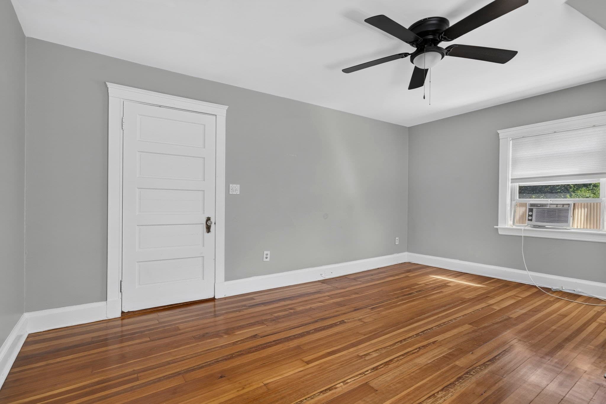 Single Family Residence at 121 Oakland St, Mansfield MA 02048, Mansfield, photo 24 of 36