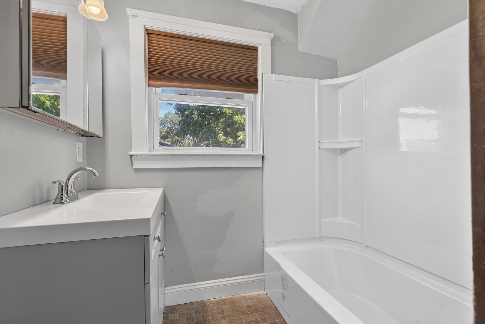 Single Family Residence at 121 Oakland St, Mansfield MA 02048, Mansfield, photo 19 of 36