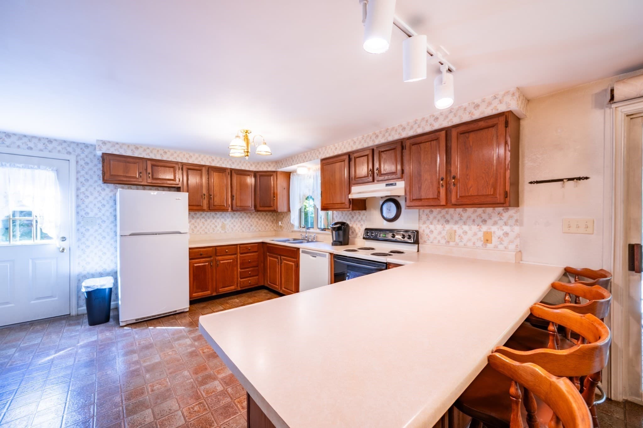 Single Family Residence at 155 Long Hill Rd, West Brookfield MA 01585, West Brookfield, photo 21 of 35