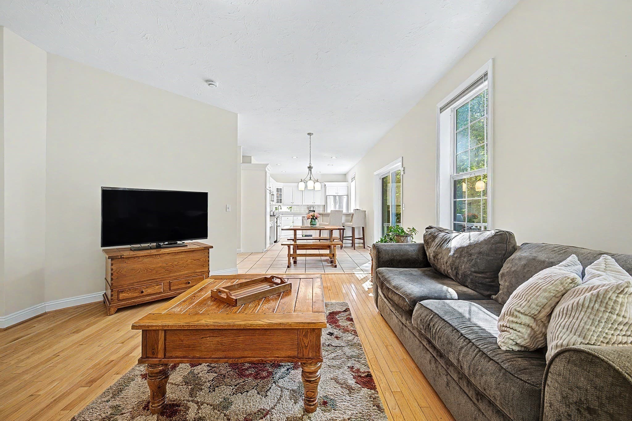 Single Family Residence at 8 Southwood Dr # 8, Southborough MA 01772, Southborough, photo 6 of 41