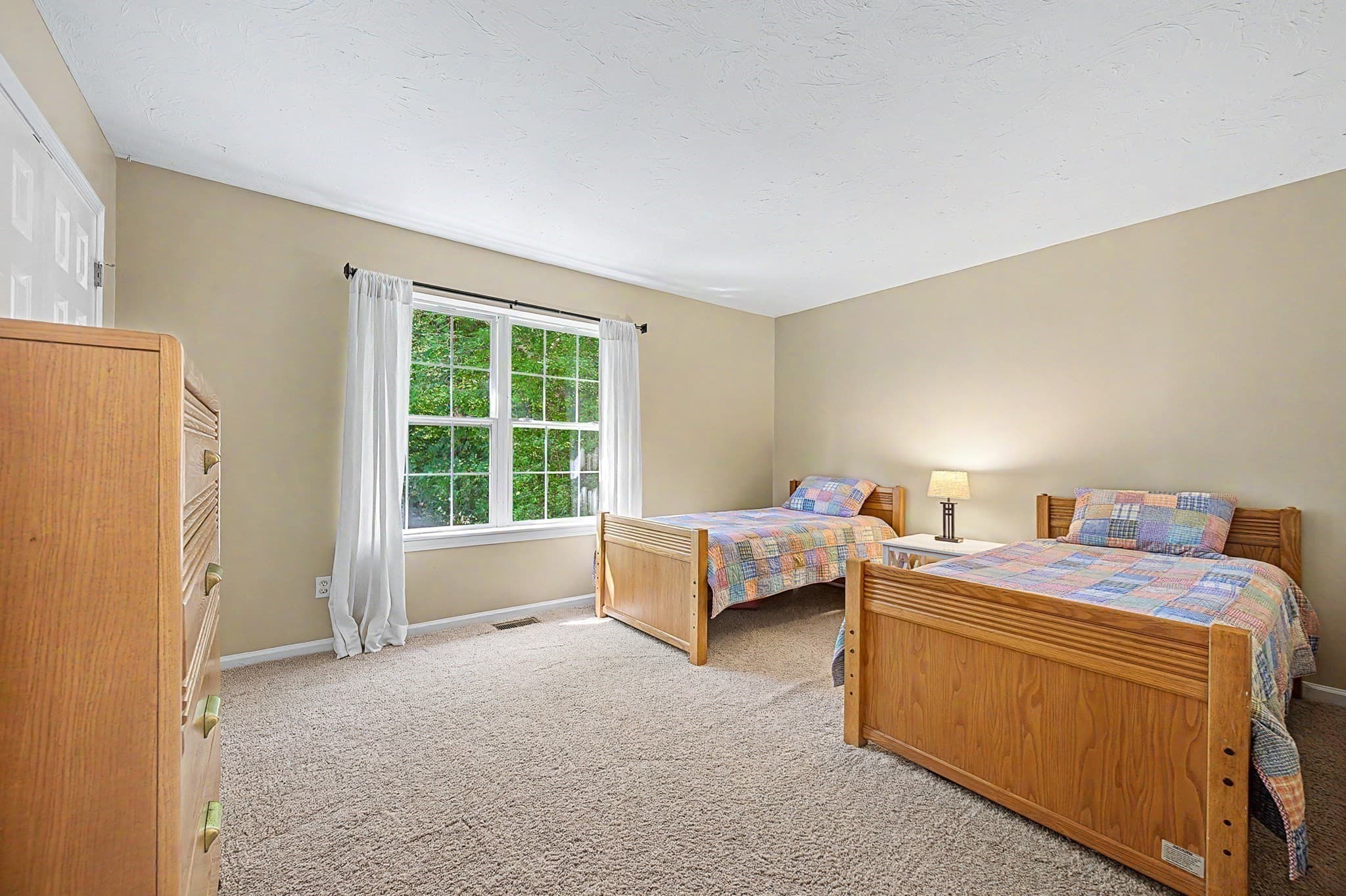 Single Family Residence at 8 Southwood Dr # 8, Southborough MA 01772, Southborough, photo 30 of 41