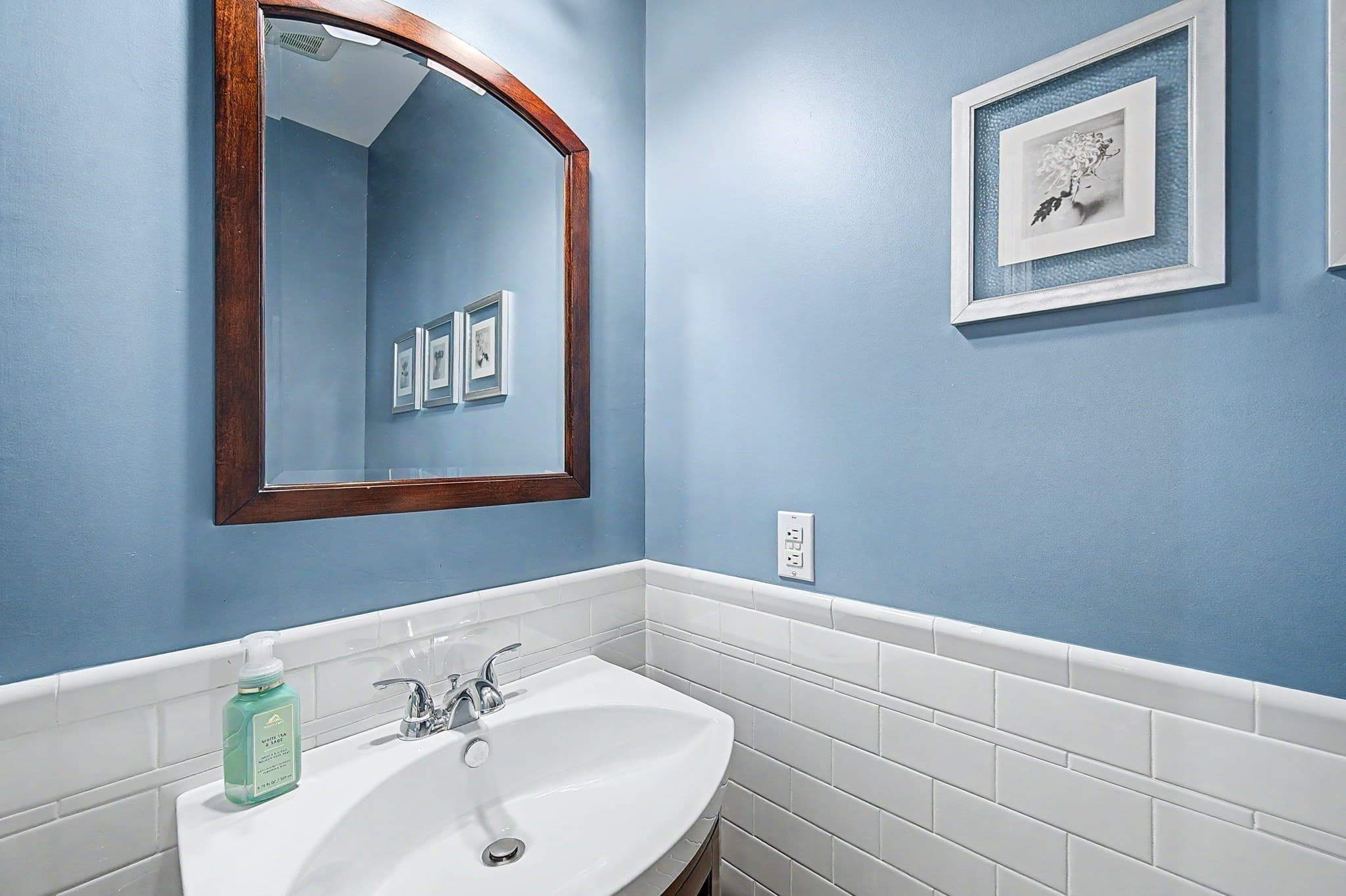 Single Family Residence at 8 Southwood Dr # 8, Southborough MA 01772, Southborough, photo 21 of 41