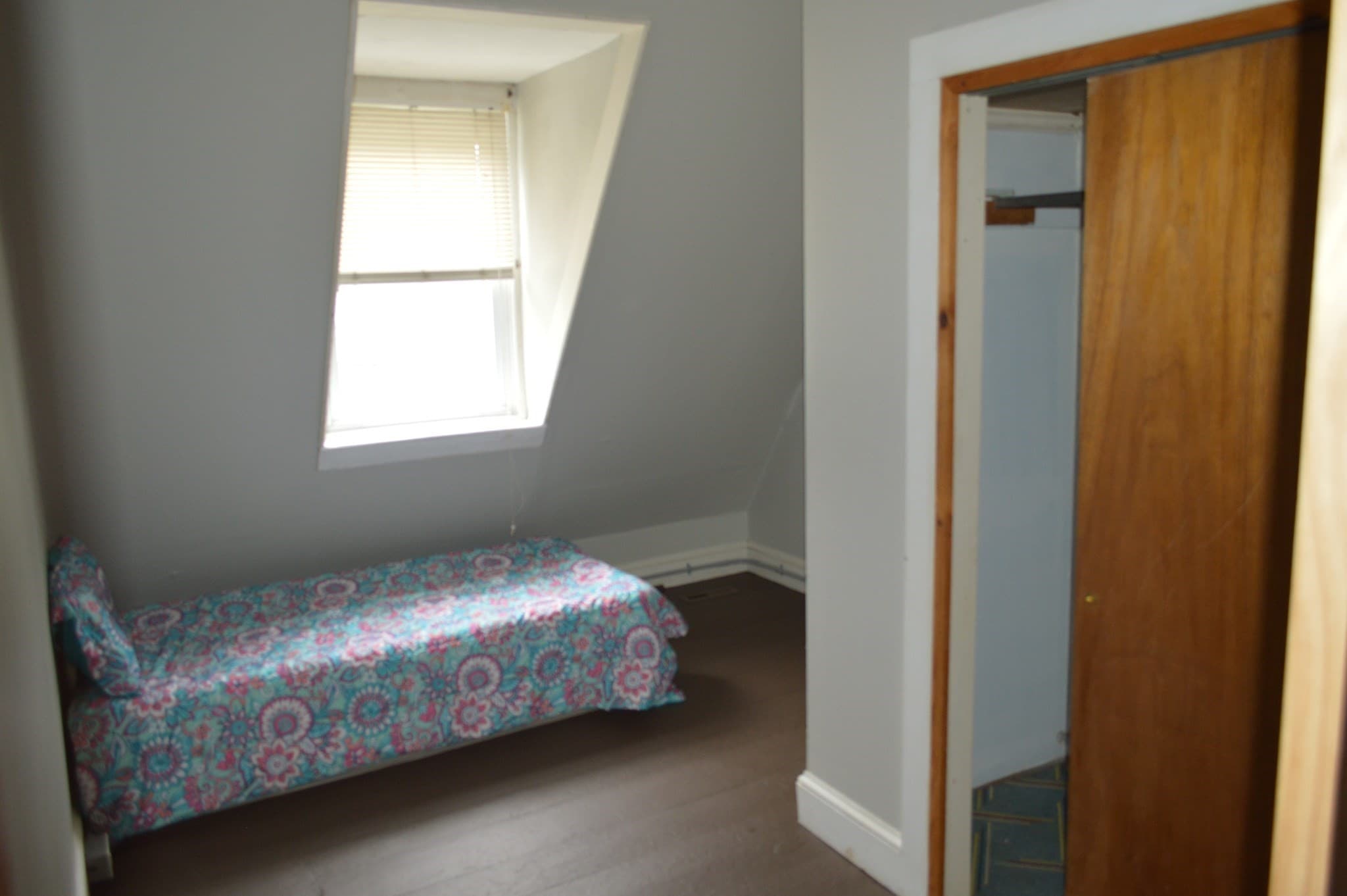 2 Family - 2 Units Side by Side at 444 Putnam Hill Rd, Sutton MA 01590, photo 13 of 24