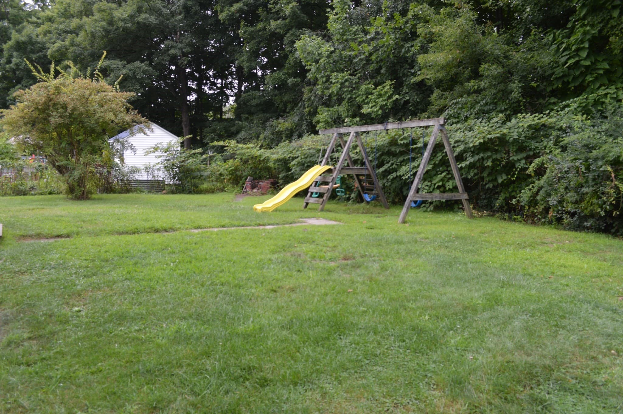 2 Family - 2 Units Side by Side at 444 Putnam Hill Rd, Sutton MA 01590, photo 4 of 24