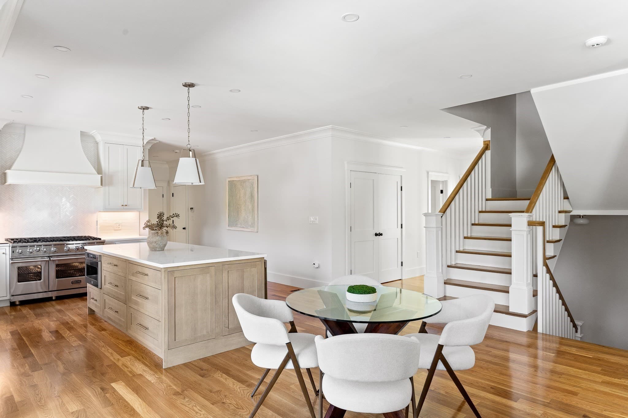 Single Family Residence at 30 Willowdale Rd, Winchester MA 01890, Winchester, photo 5 of 41