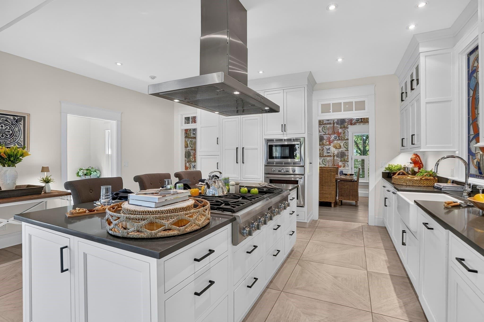Single Family Residence at 96 South Summer Street, Edgartown MA 02539, Edgartown, photo 6 of 42