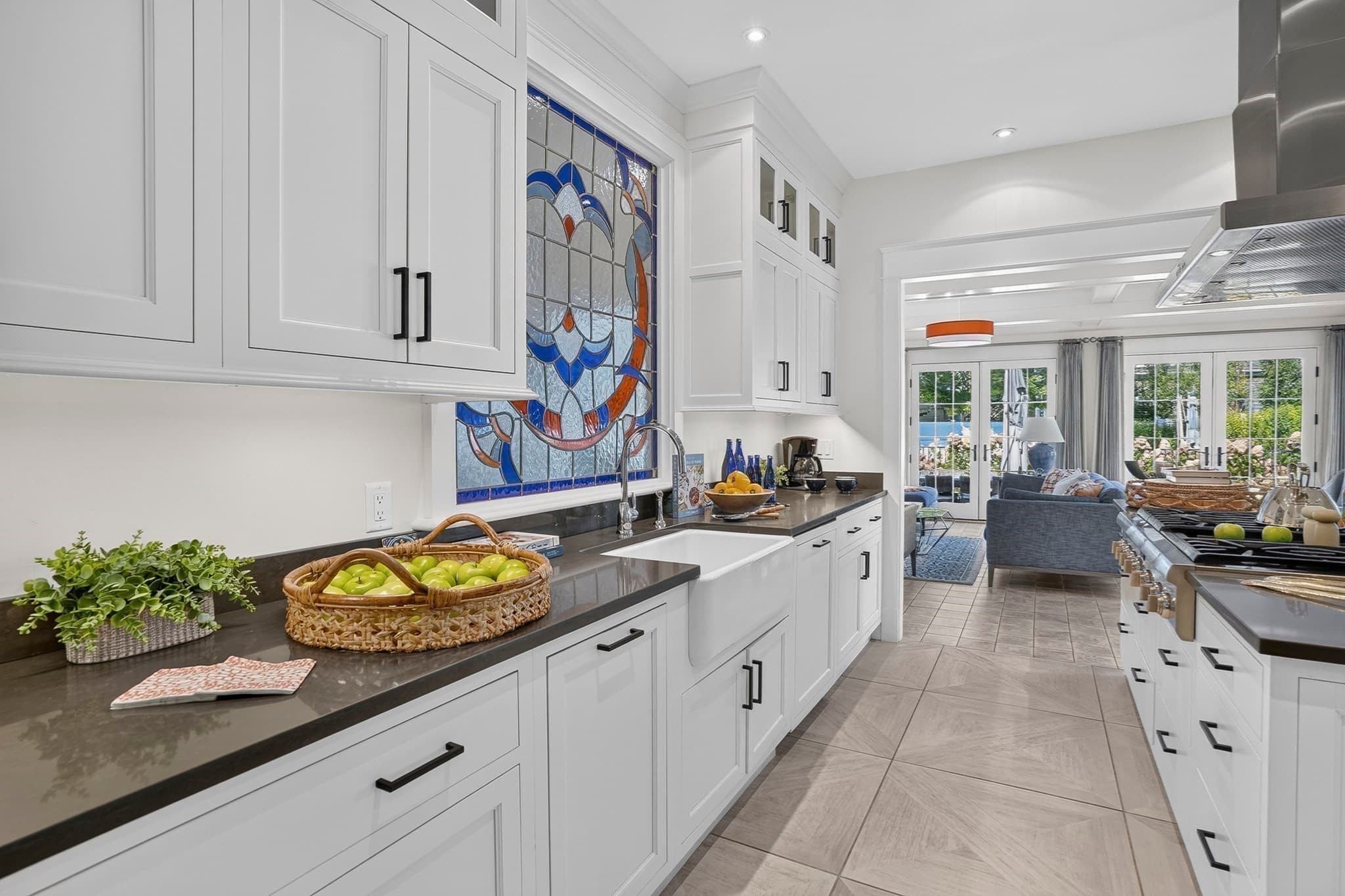 Single Family Residence at 96 South Summer Street, Edgartown MA 02539, Edgartown, photo 7 of 42