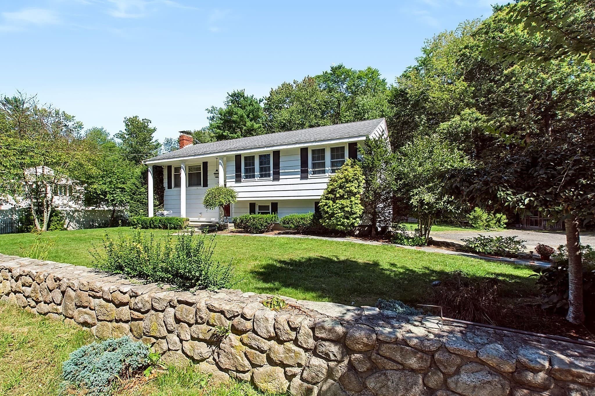 Single Family Residence at 84 Lincoln St, West Bridgewater MA 02379, West Bridgewater, photo 2 of 36