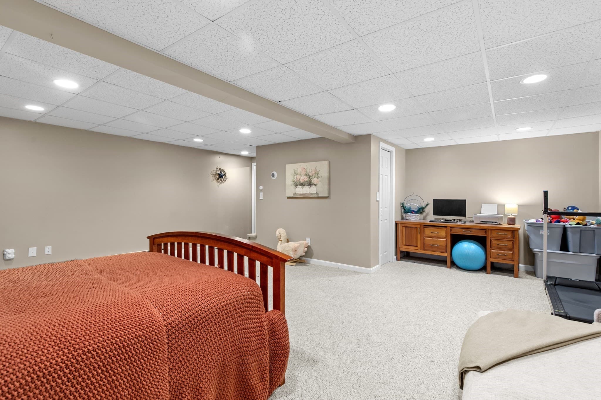 Single Family Residence at 53 Myles Standish Dr, Carver MA 02330, Carver, photo 28 of 39