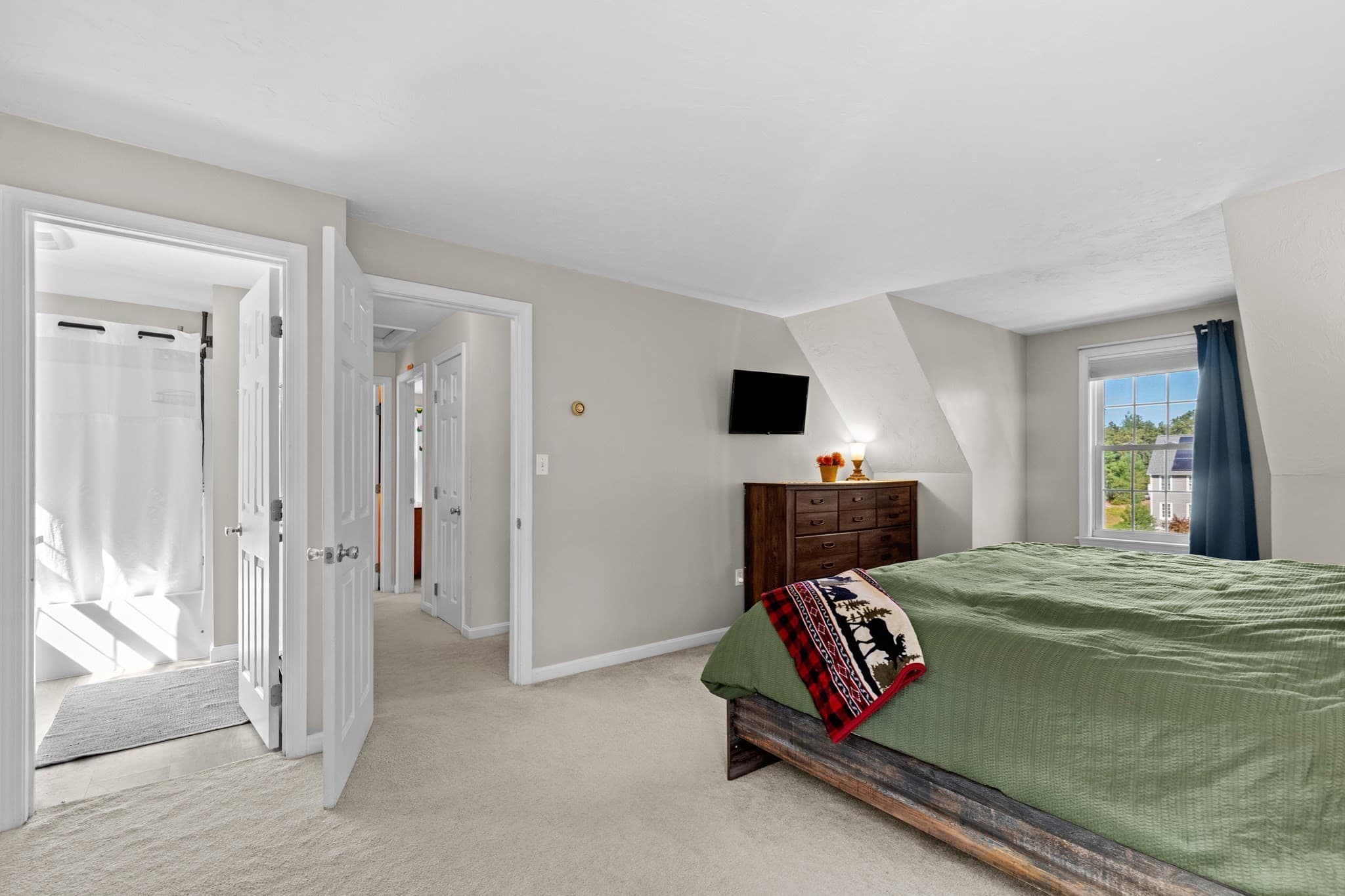 Single Family Residence at 53 Myles Standish Dr, Carver MA 02330, Carver, photo 21 of 39