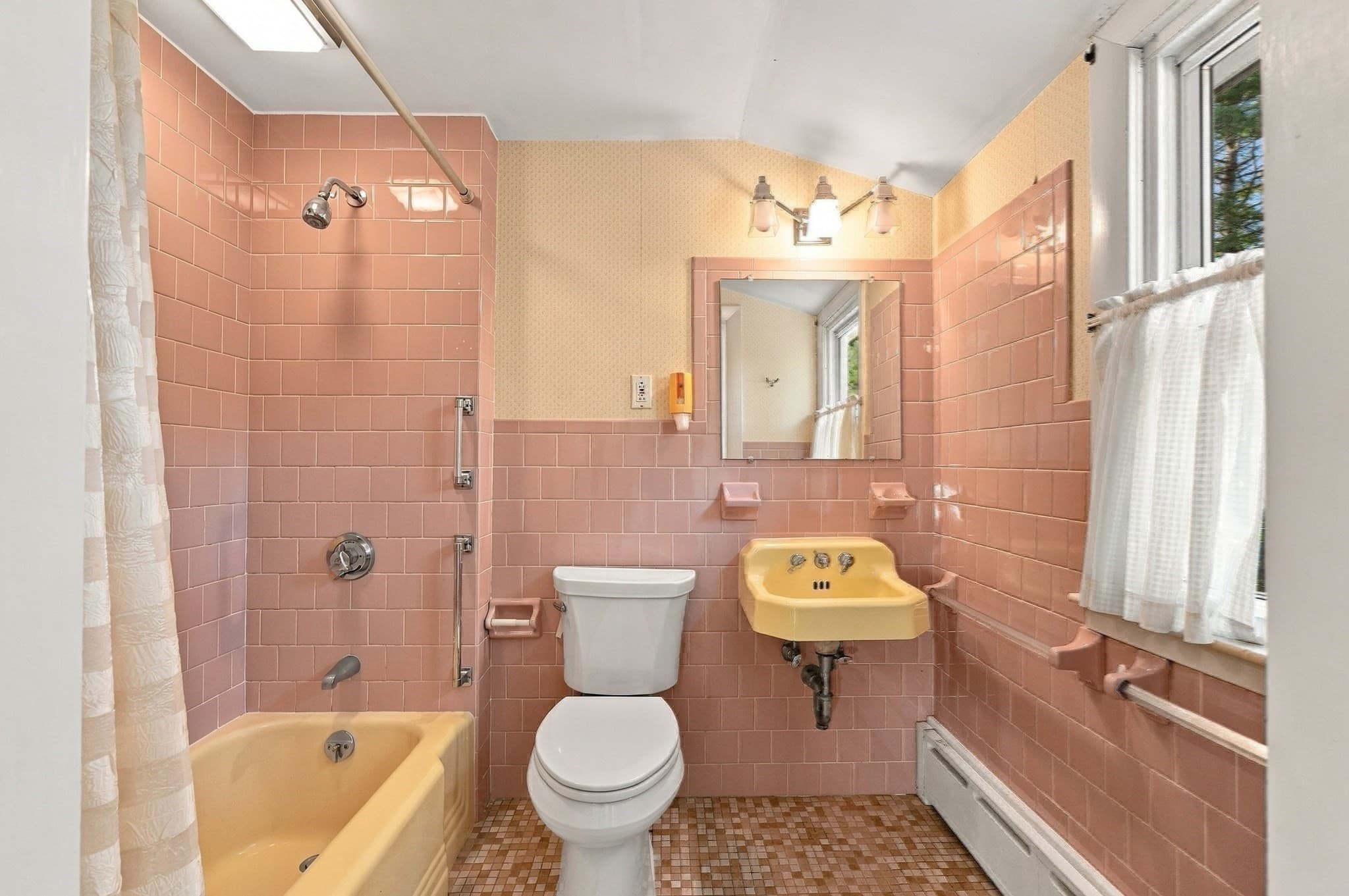 Single Family Residence at 14 Crooked River Rd, Wareham MA 02571, Wareham, photo 25 of 42