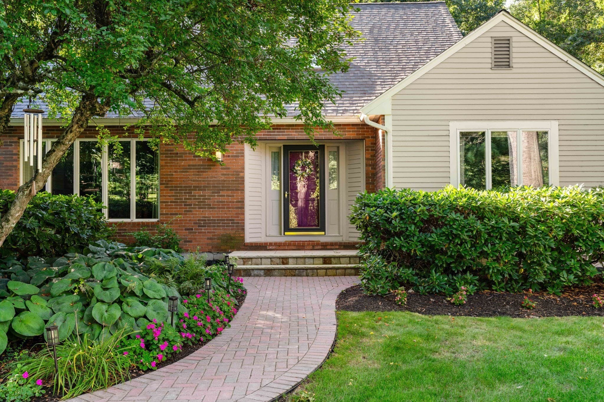 Single Family Residence at 1 Breckenridge Road, North Andover MA 01845, North Andover, photo 2 of 41
