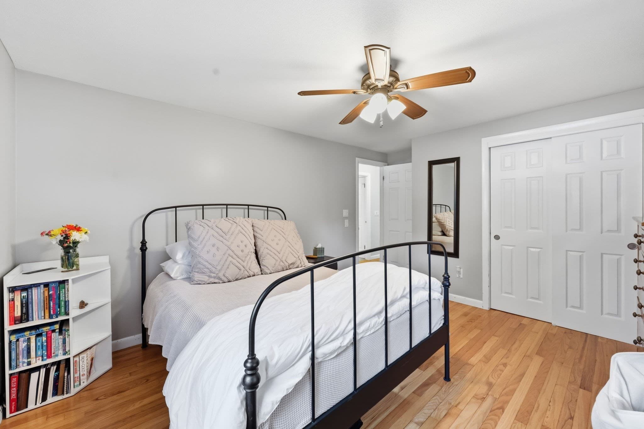 Single Family Residence at 393 Cherry St, Holyoke MA 01040, Holyoke, photo 16 of 28