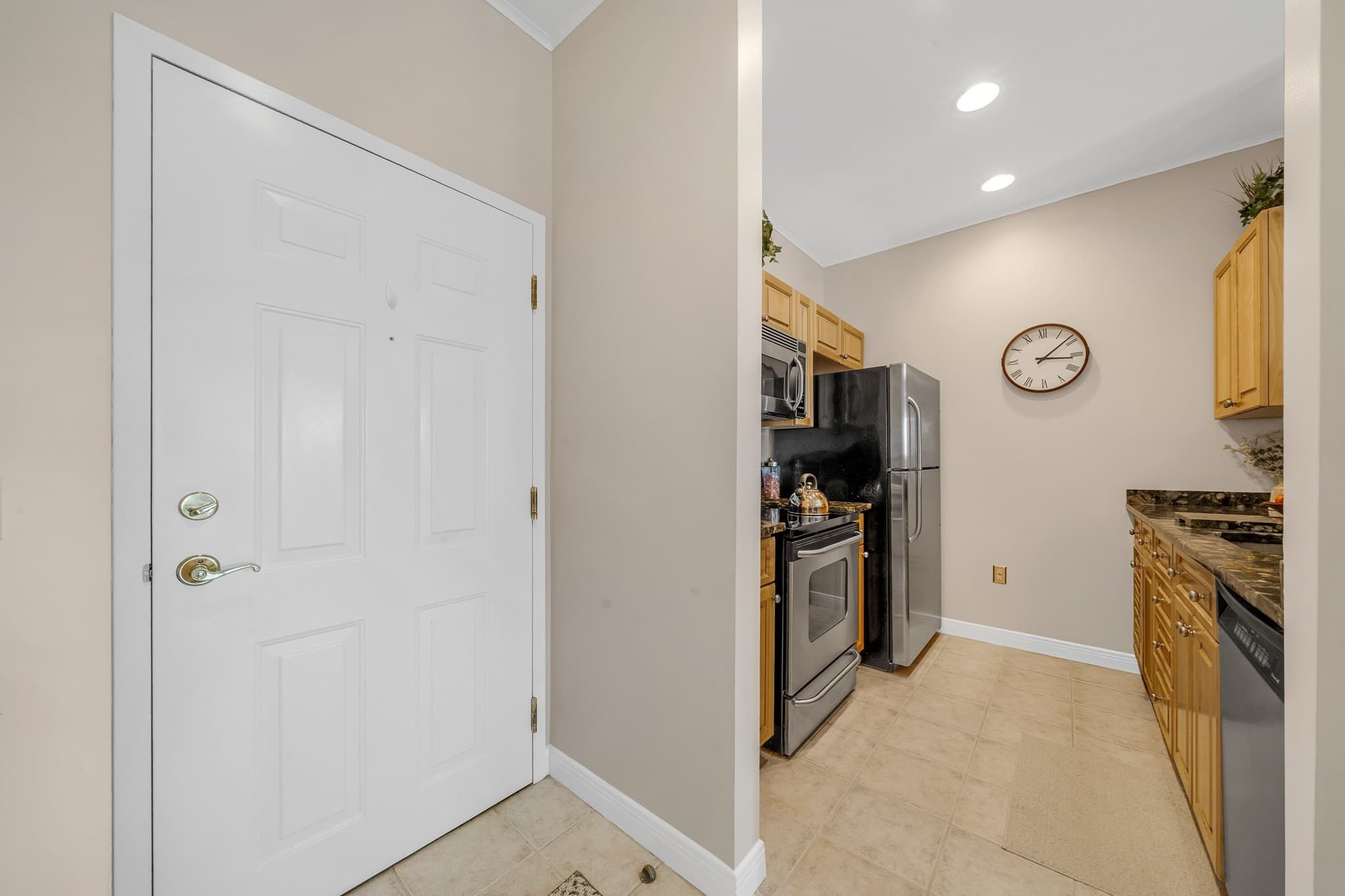 Condominium at 8 Walnut St # 418, Peabody MA 01960, Peabody, photo 22 of 37
