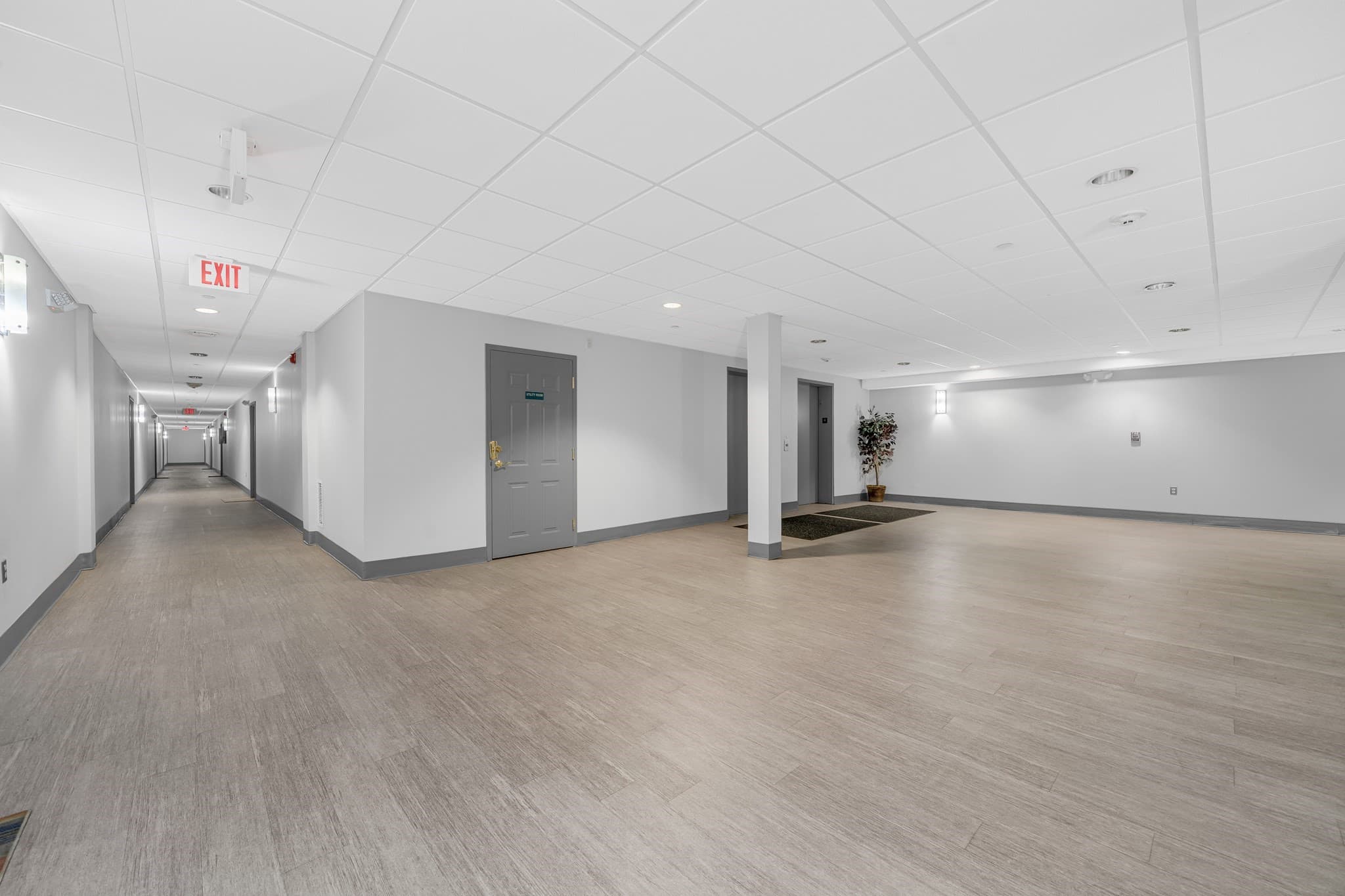 Condominium at 8 Walnut St # 418, Peabody MA 01960, Peabody, photo 32 of 37