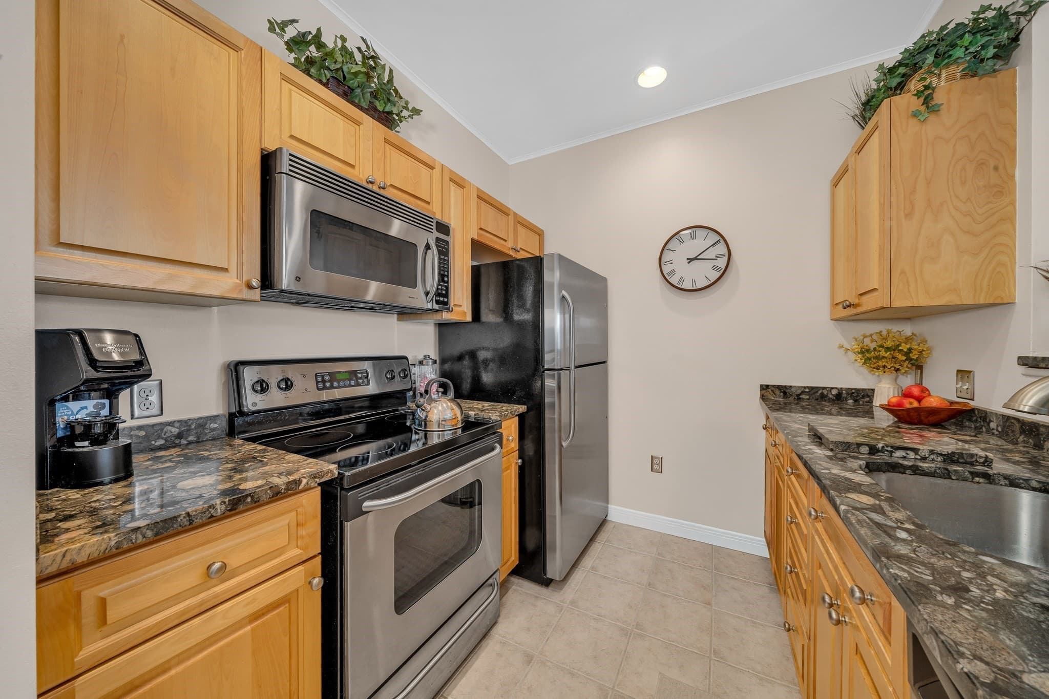 Condominium at 8 Walnut St # 418, Peabody MA 01960, Peabody, photo 25 of 37