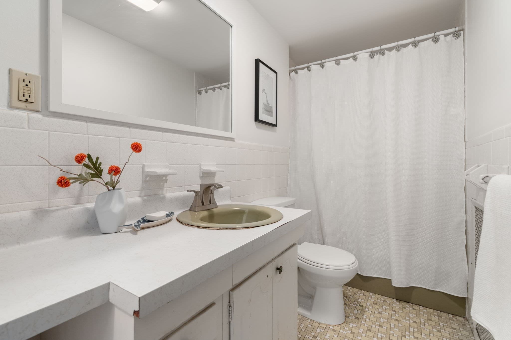 Condominium at 50 Lancaster Ter # 2, Brookline MA 02446, Brookline, photo 14 of 21