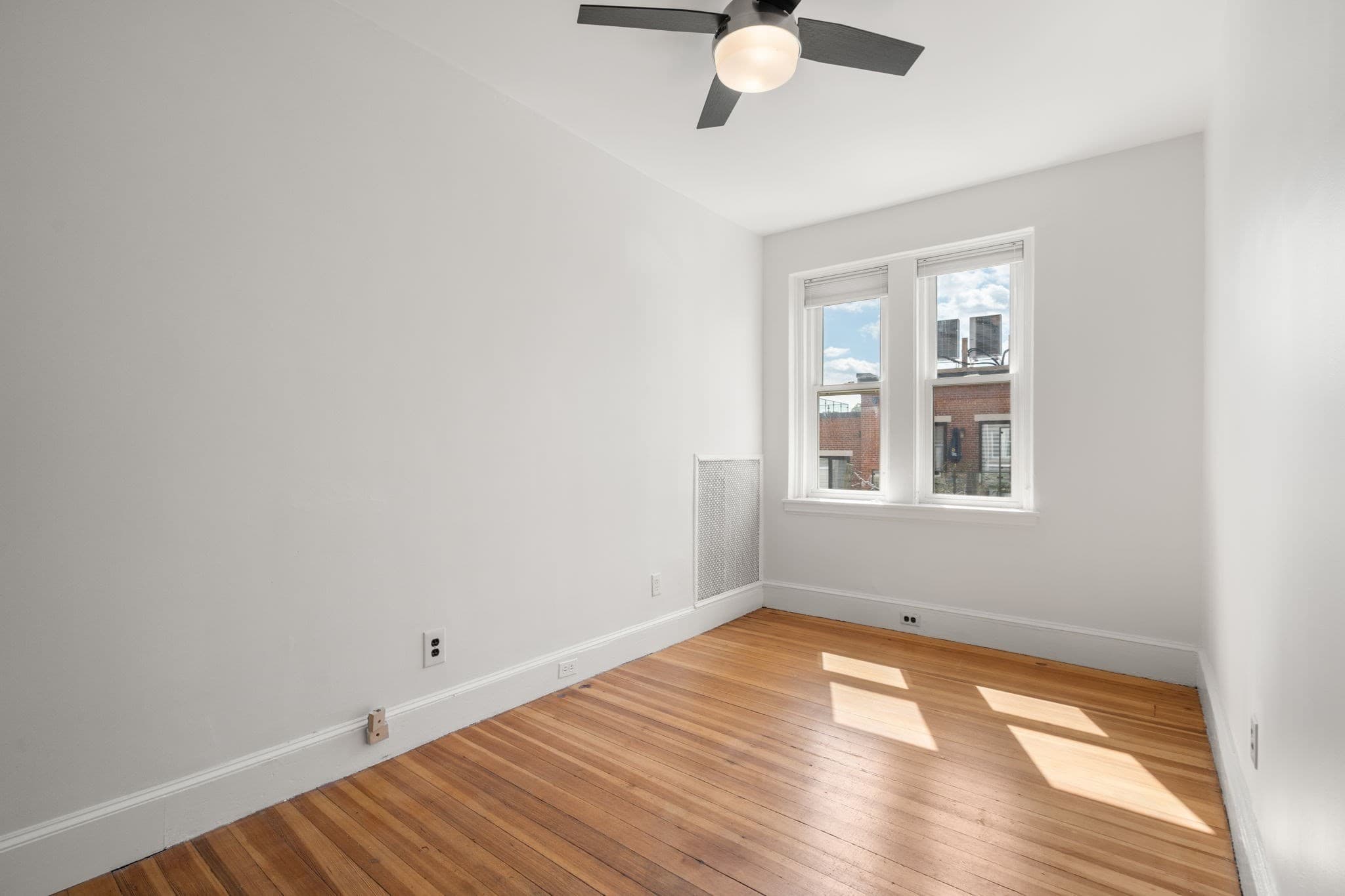 Condominium at 50 Lancaster Ter # 2, Brookline MA 02446, Brookline, photo 15 of 21