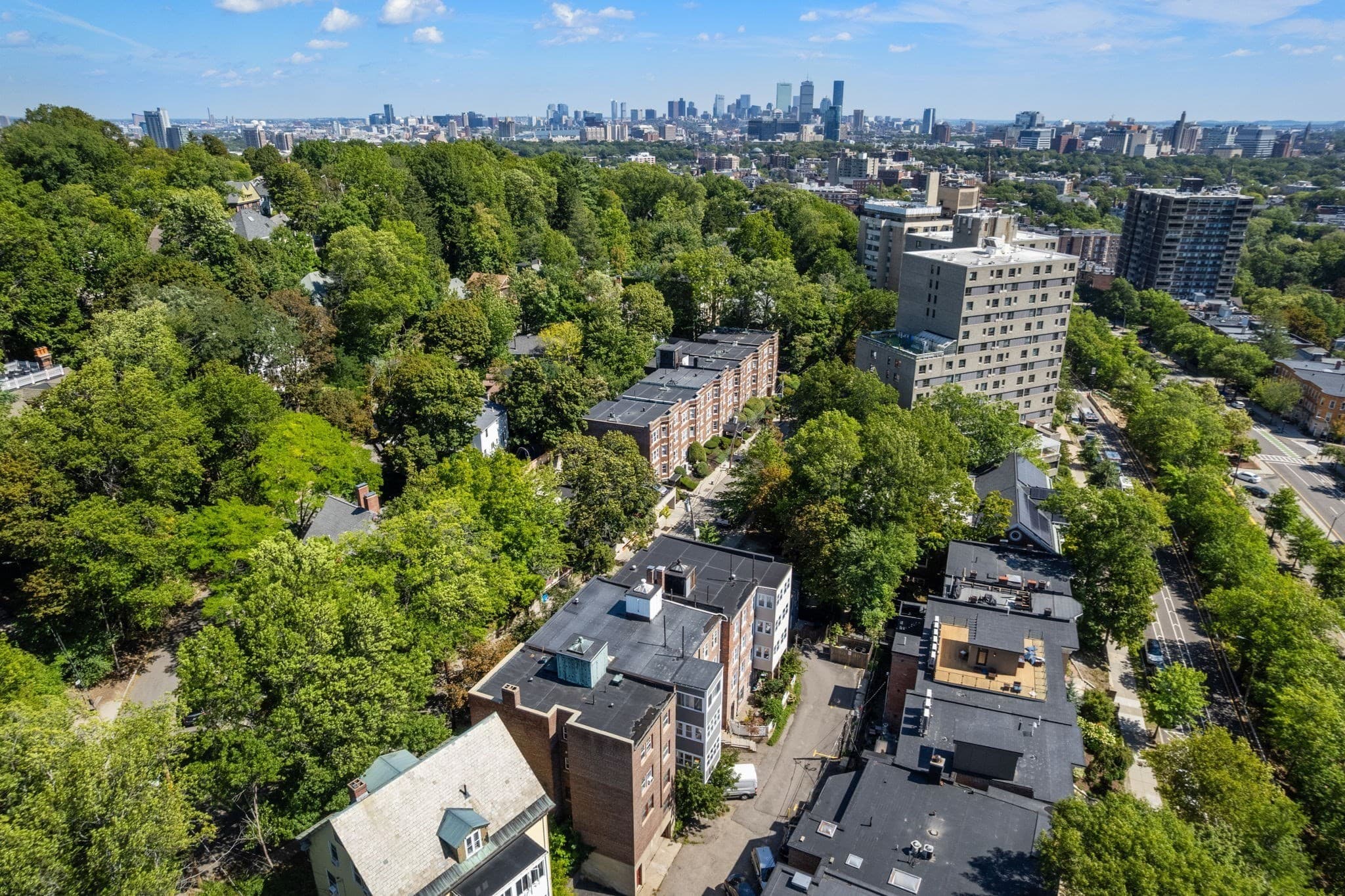 Condominium at 50 Lancaster Ter # 2, Brookline MA 02446, Brookline, photo 21 of 21