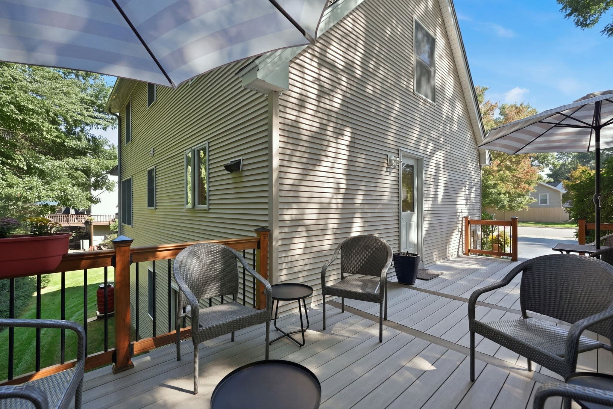 Single Family Residence at 11 Stephanie Cir, Springfield MA 01129, Springfield, photo 11 of 40