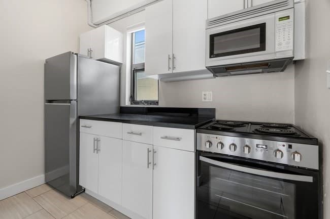 Condominium at 12 Stoneholm St # 616, Boston MA 02115, photo 4 of 13