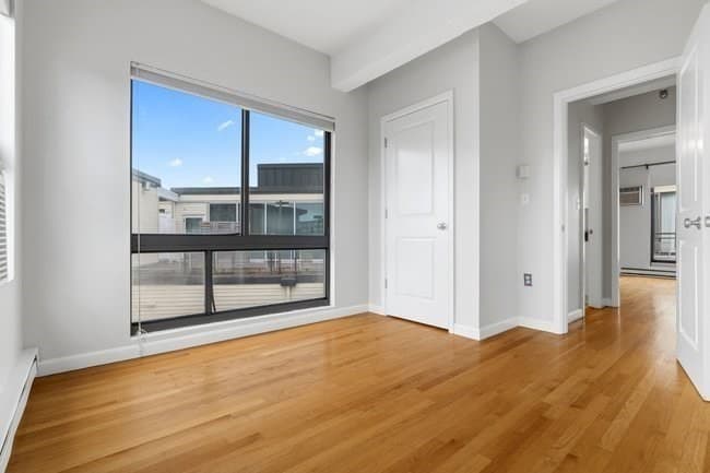 Condominium at 12 Stoneholm St # 616, Boston MA 02115, photo 8 of 13