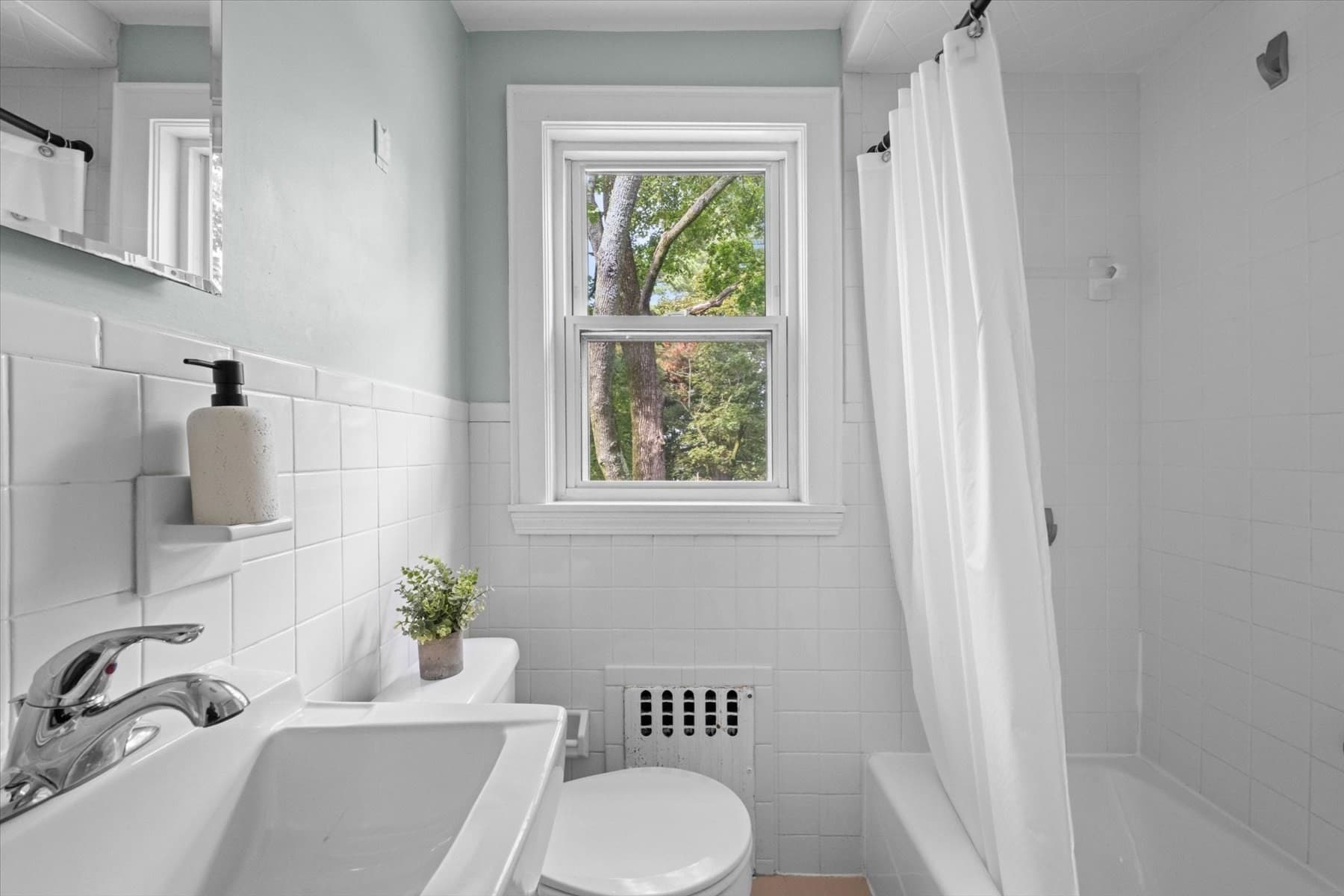 Single Family Residence at 7 Bremen Terrace, Boston MA 02130, photo 20 of 42