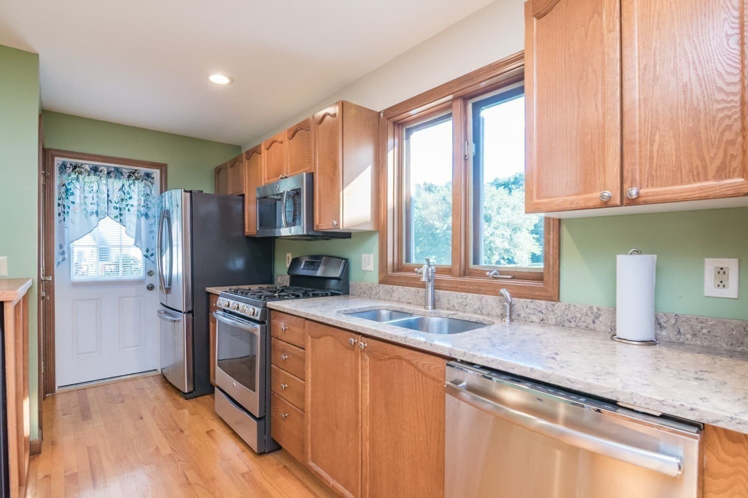 Condominium at 303 Alvord Pl # 303, South Hadley MA 01075, South Hadley, photo 10 of 28