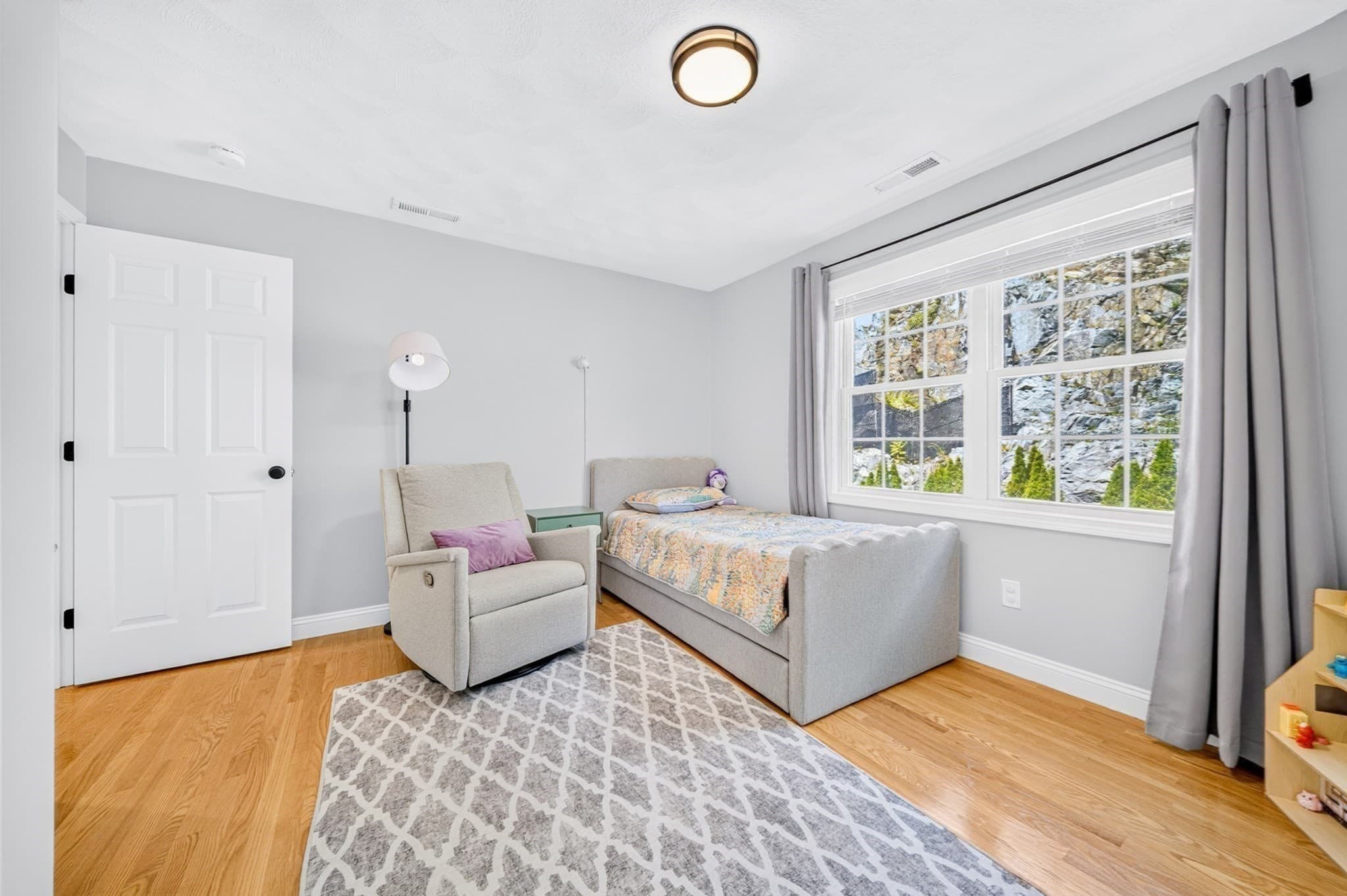 Condominium at 66 Sylvan St # 66, Melrose MA 02176, Melrose, photo 11 of 24