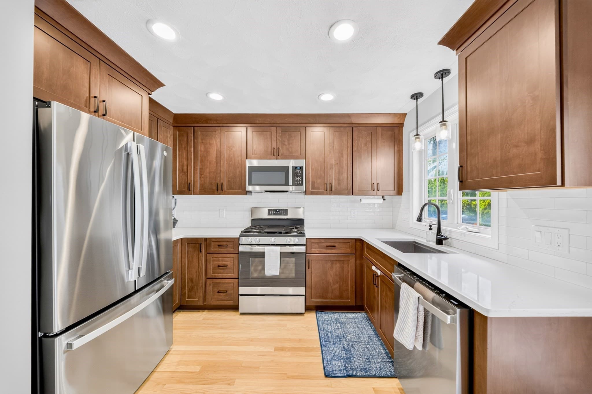 Condominium at 66 Sylvan St # 66, Melrose MA 02176, Melrose, photo 4 of 24