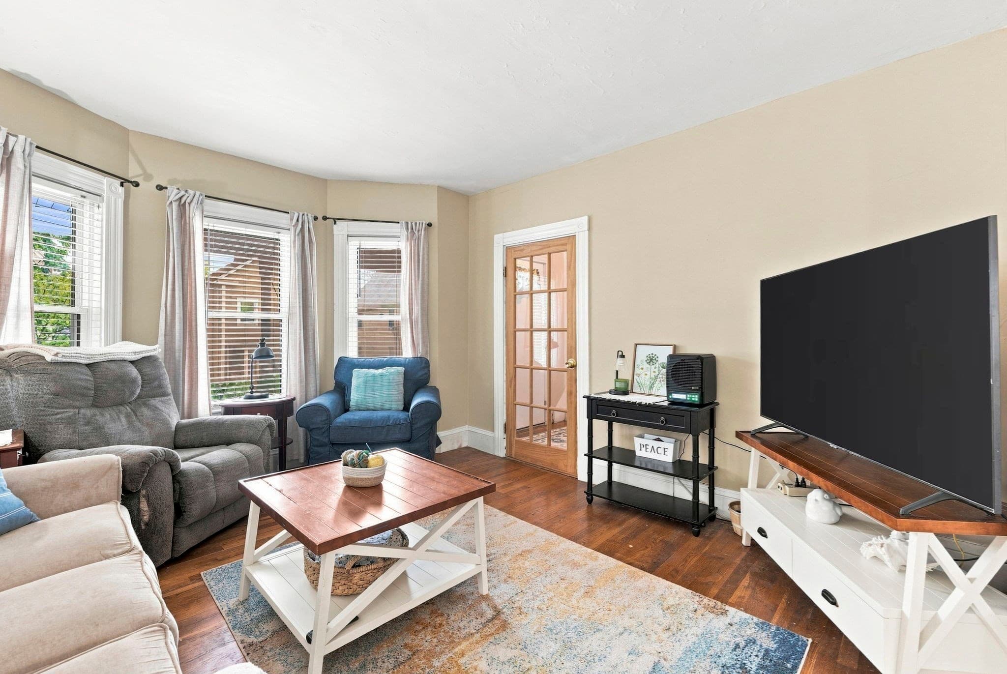 Single Family Residence at 10 Albion St, Medford MA 02155, Medford, photo 3 of 19