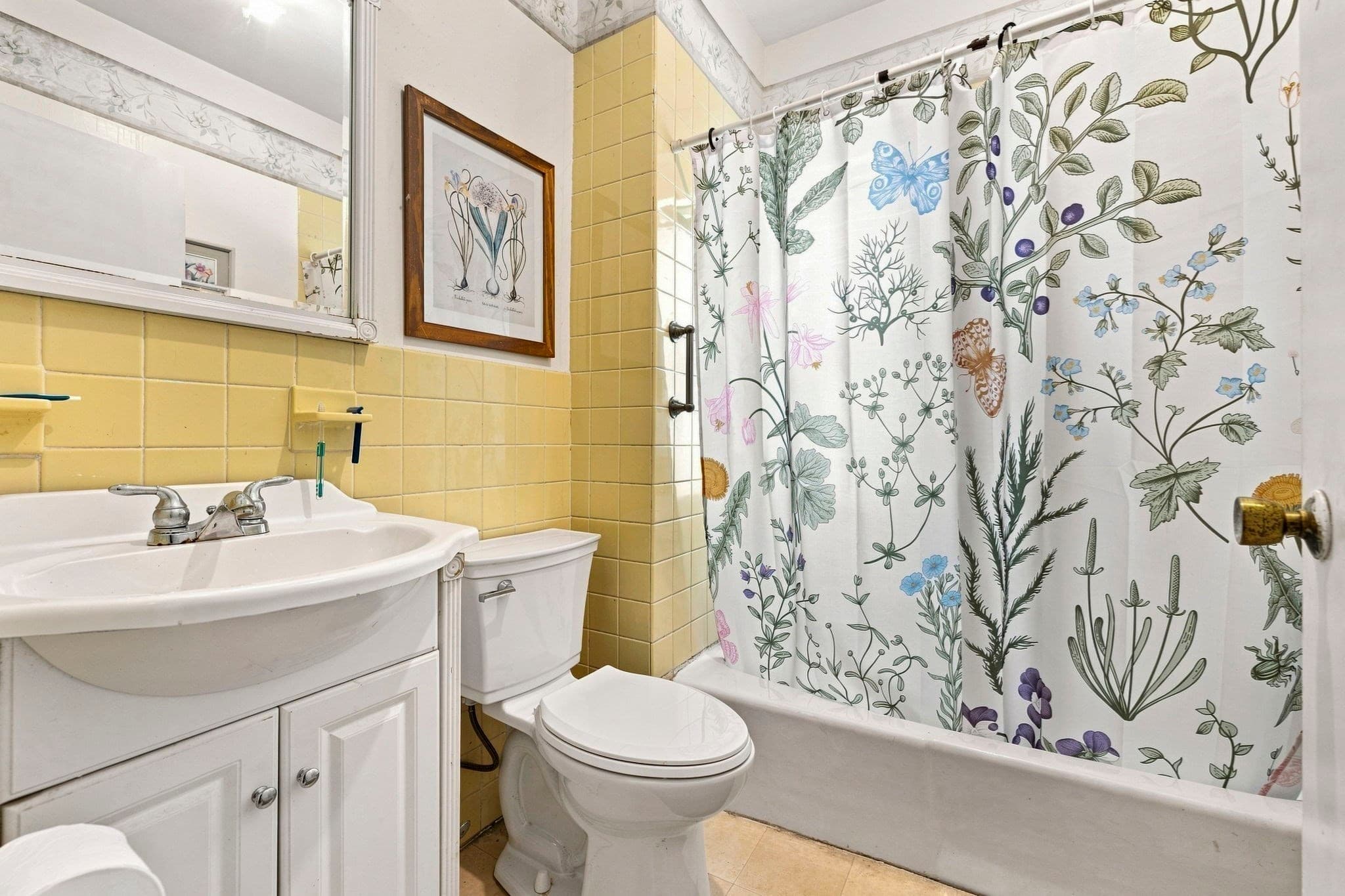 Single Family Residence at 10 Albion St, Medford MA 02155, Medford, photo 15 of 19