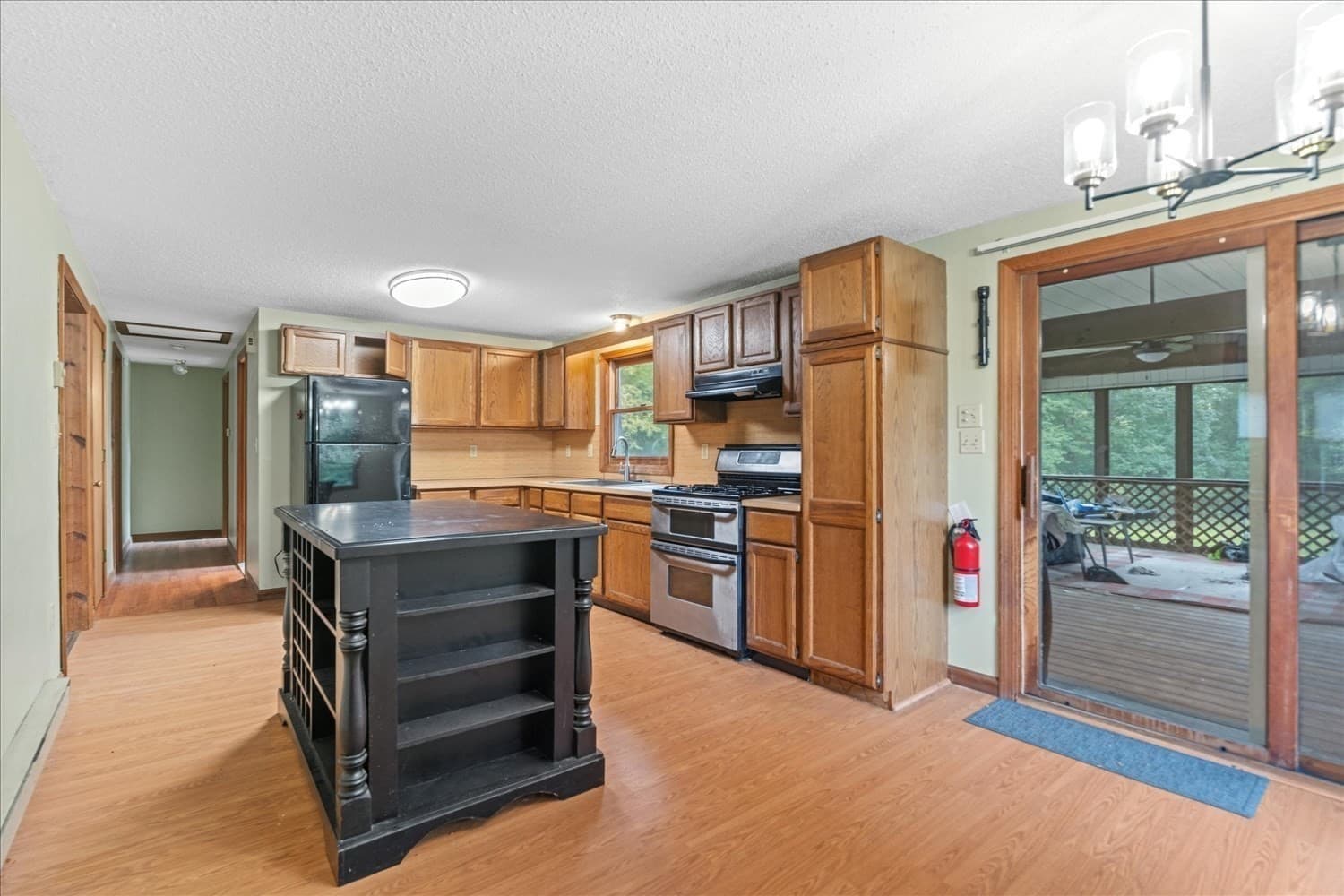 Single Family Residence at 141 Elm St., Blackstone MA 01504, Blackstone, photo 11 of 33