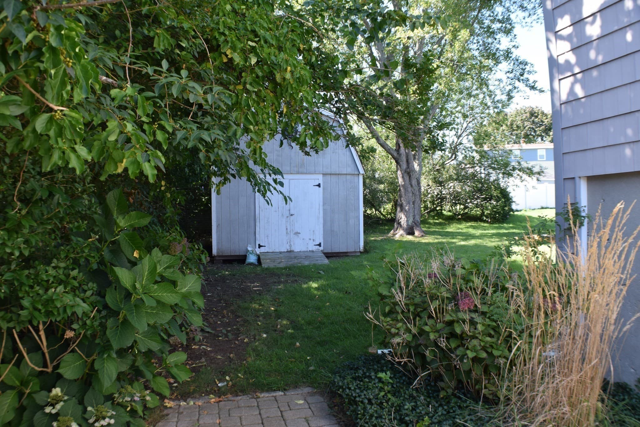 Single Family Residence at 109 Homer Dr, Somerset MA 02726, Somerset, photo 30 of 33