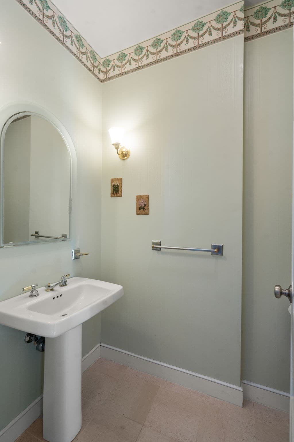 Single Family Residence at 2 Sanger Cir, Dover MA 02030, Dover, photo 16 of 40