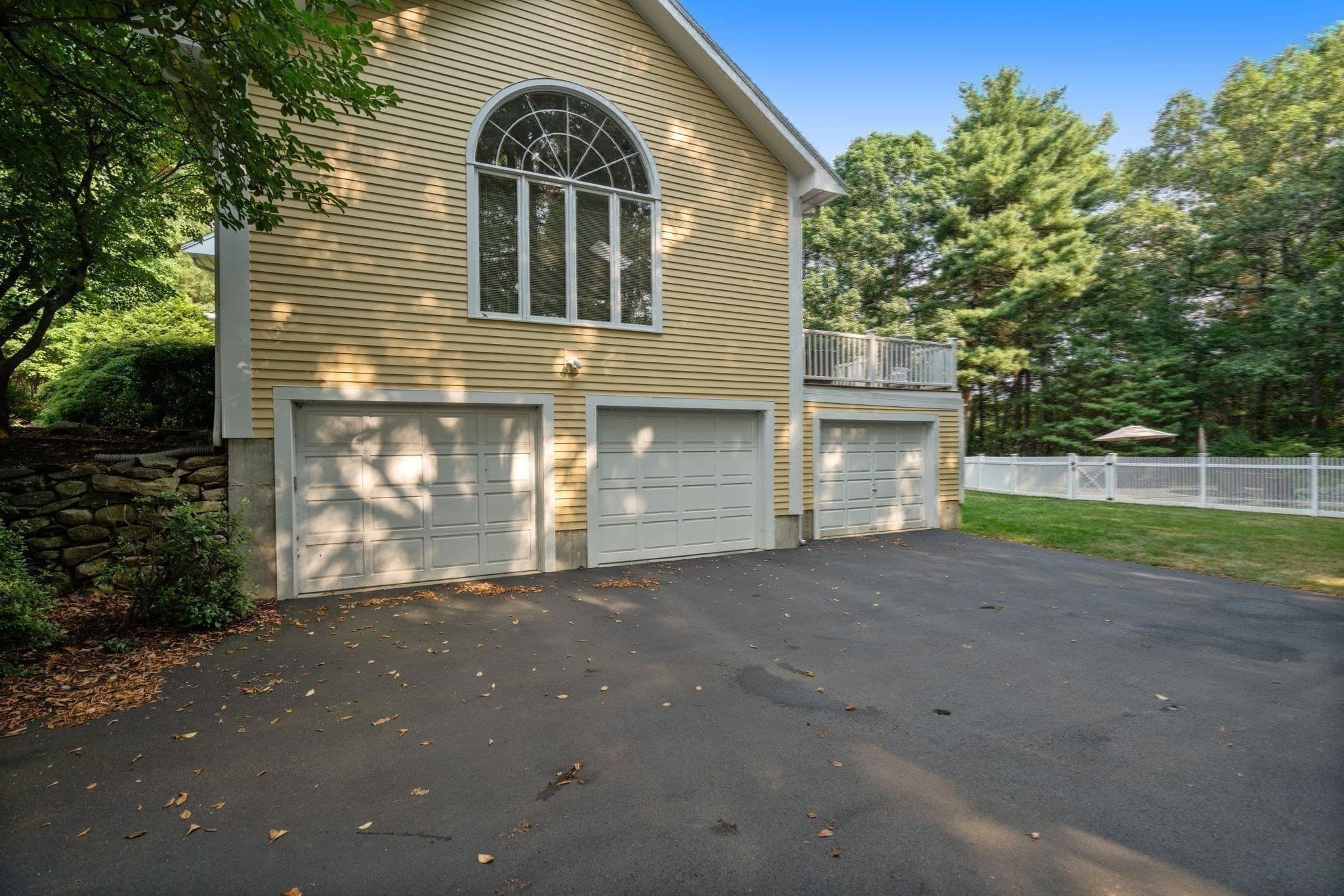 Single Family Residence at 2 Sanger Cir, Dover MA 02030, Dover, photo 35 of 40