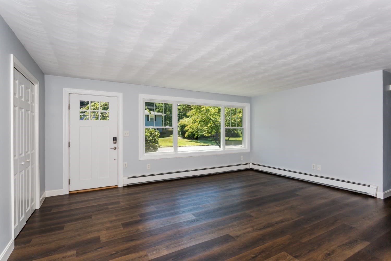 Single Family Residence at 12 Terri Rd, Framingham MA 01701, Framingham, photo 5 of 36