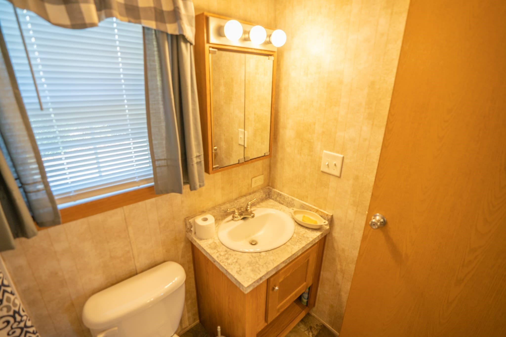 Mobile Home at 12 Patriot Circle, Plymouth MA 02360, Plymouth, photo 18 of 19