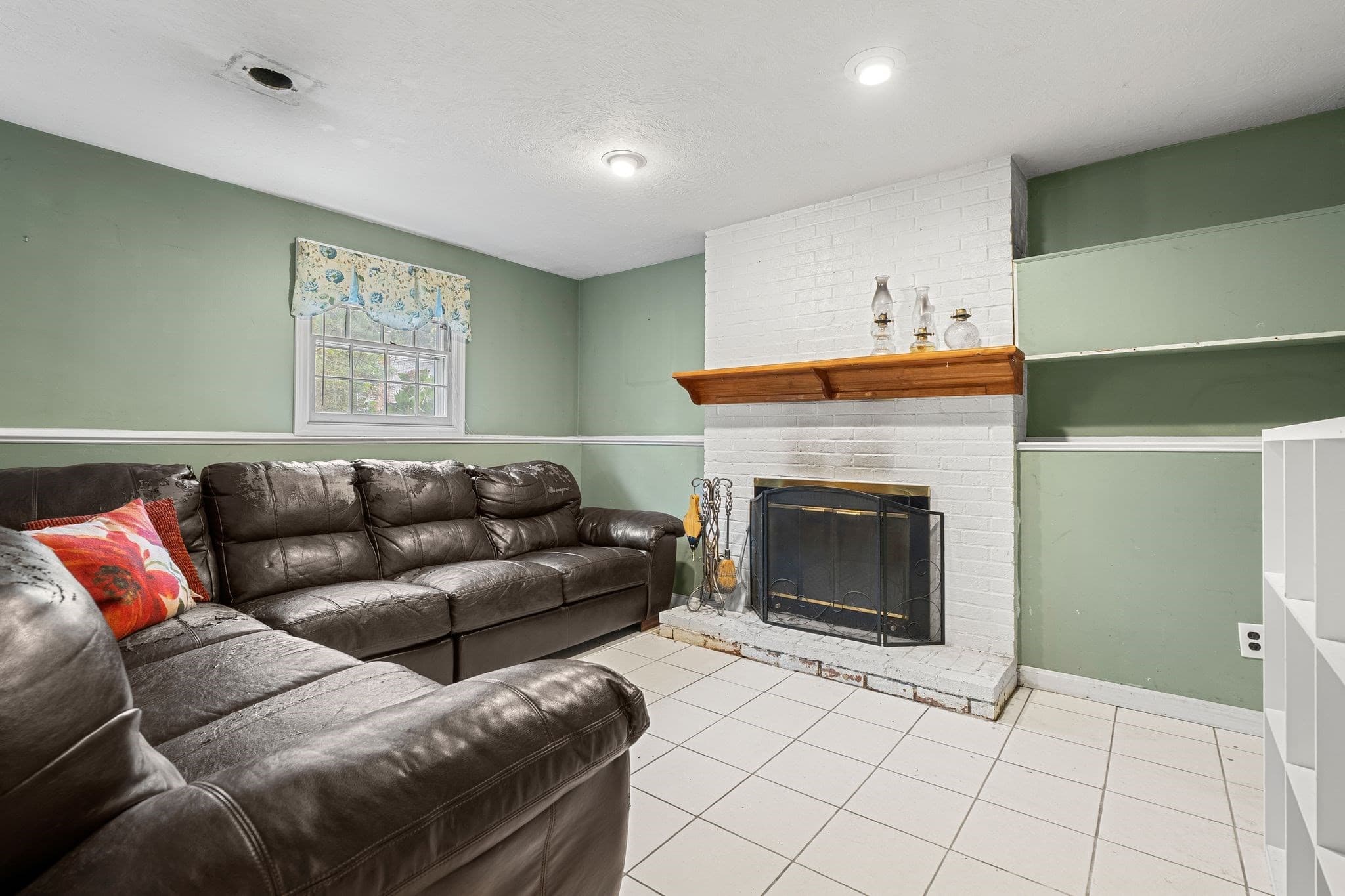 Single Family Residence at 15 Liane Way, Pembroke MA 02359, Pembroke, photo 26 of 41