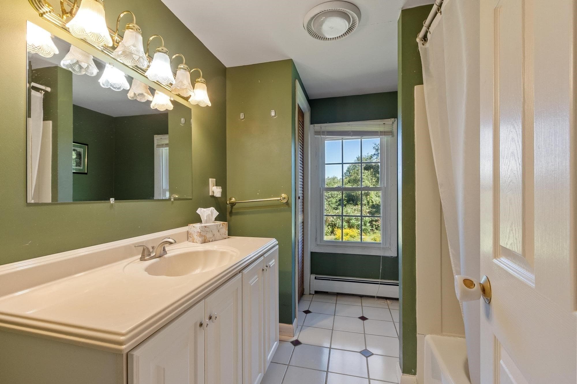 Single Family Residence at 163 Rowley Hill Rd, Sterling MA 01564, Sterling, photo 23 of 41