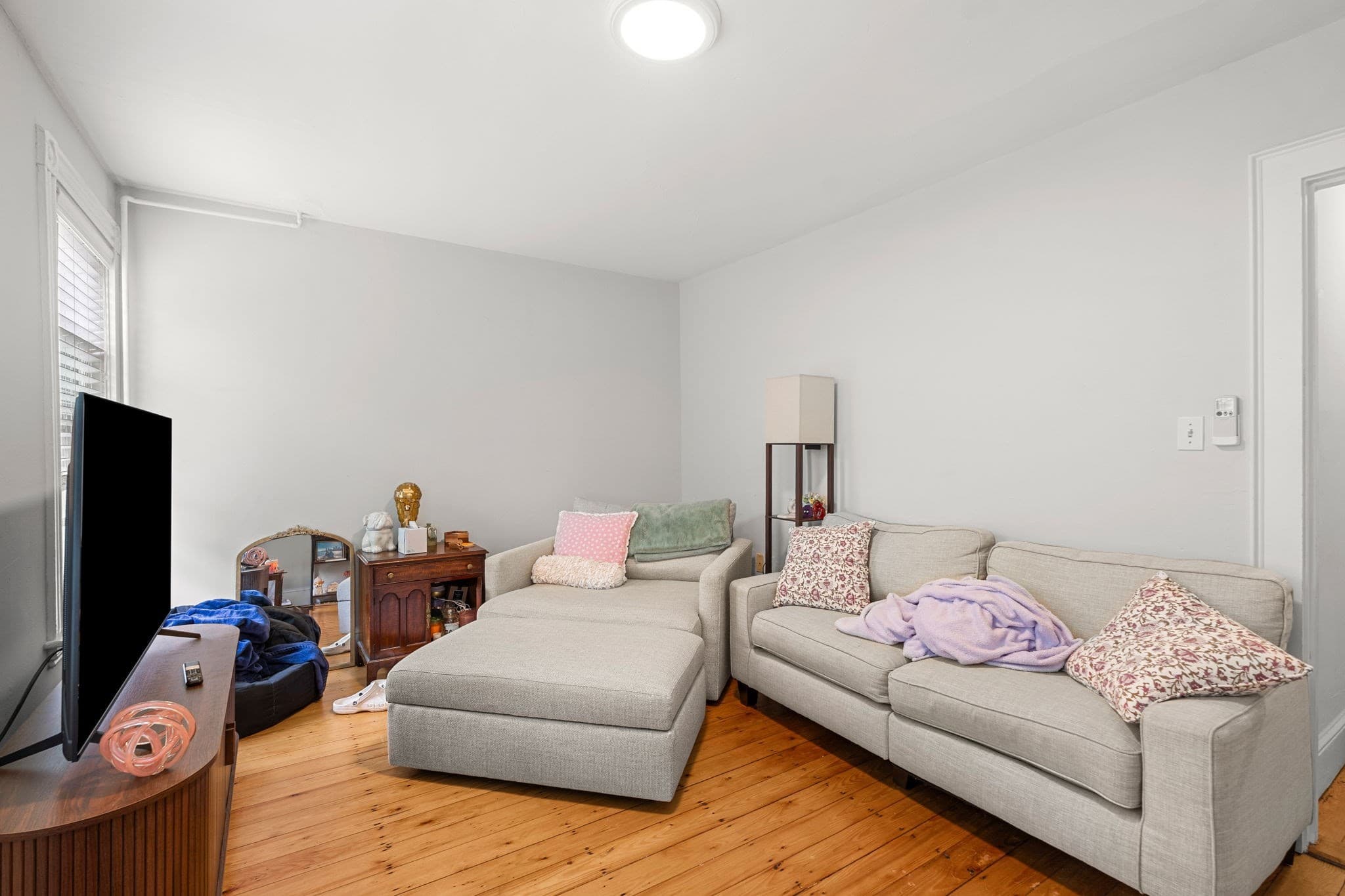 3 Family at 3 High Street Pl, Brookline MA 02445, Brookline, photo 33 of 41